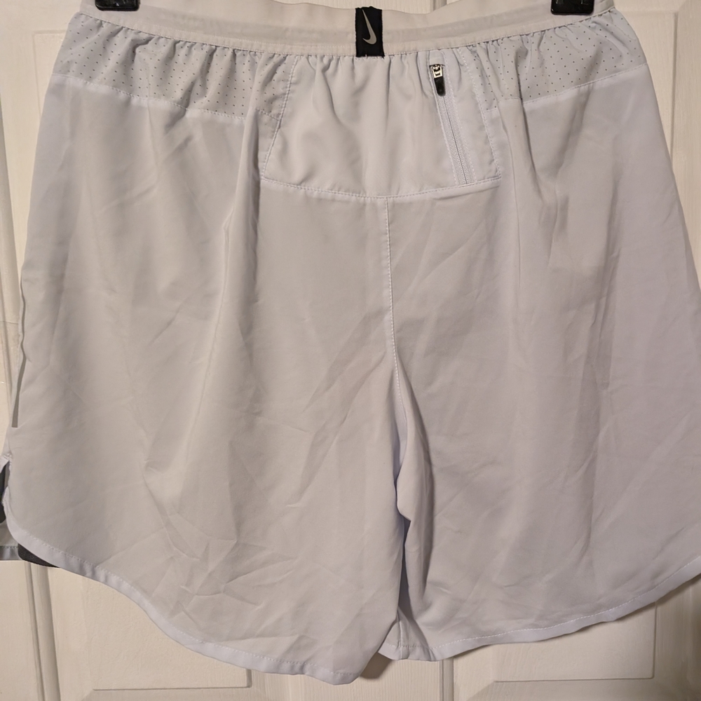 Women's Nike Running Workout Shorts Size Large - Picture 7 of 9